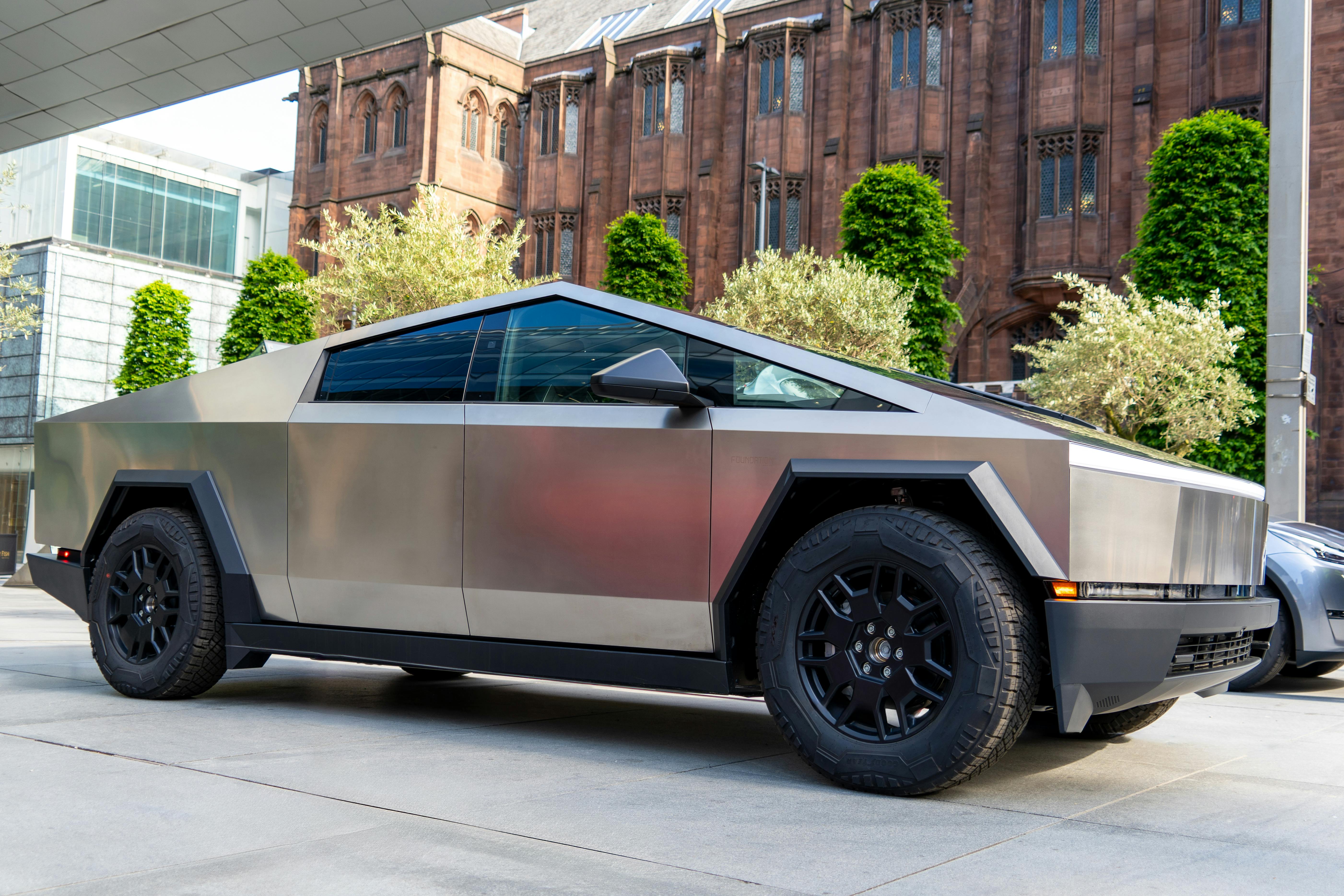 Cybertruck AWD